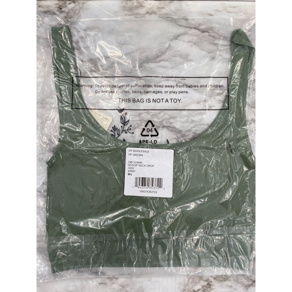 Free People NWT Scoop Neck Crop Seamless Sleeveless Stretch Tank Top Army M New - Picture 7 of 8